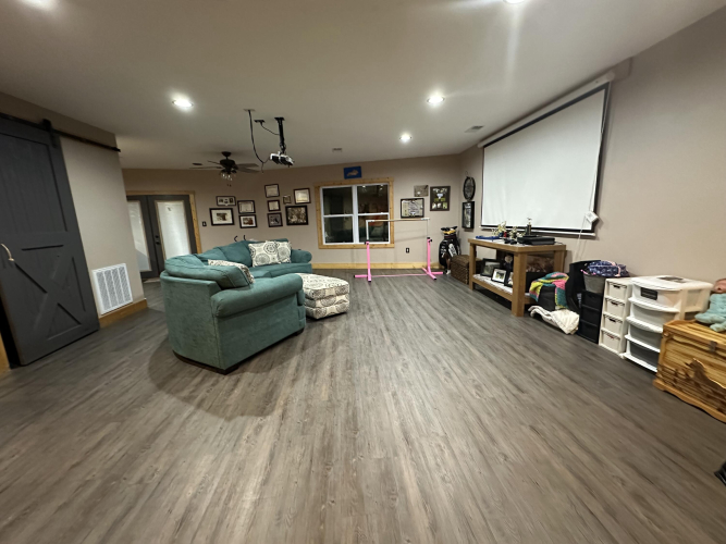 Listing Image 38