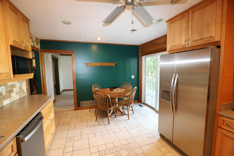 Listing Image 16