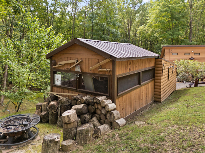 Listing Image 9