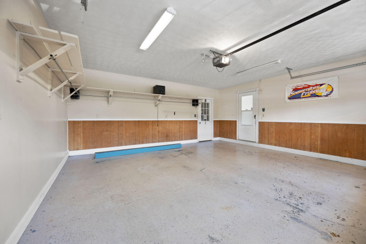Listing Image 46