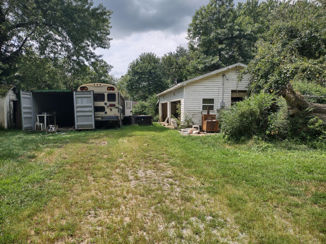 Listing Image 10