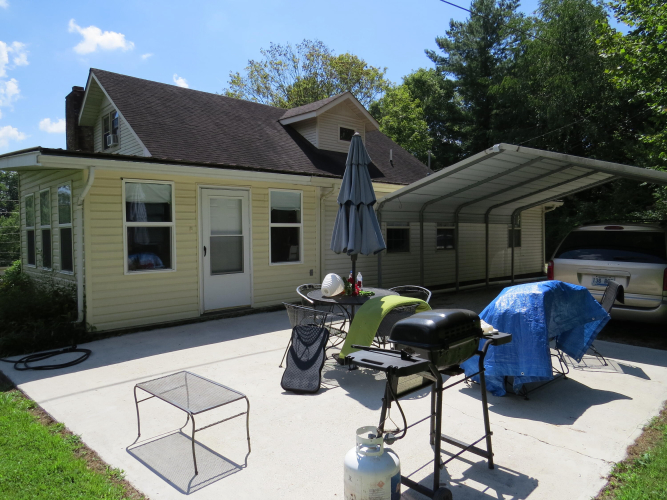 Listing Image 11