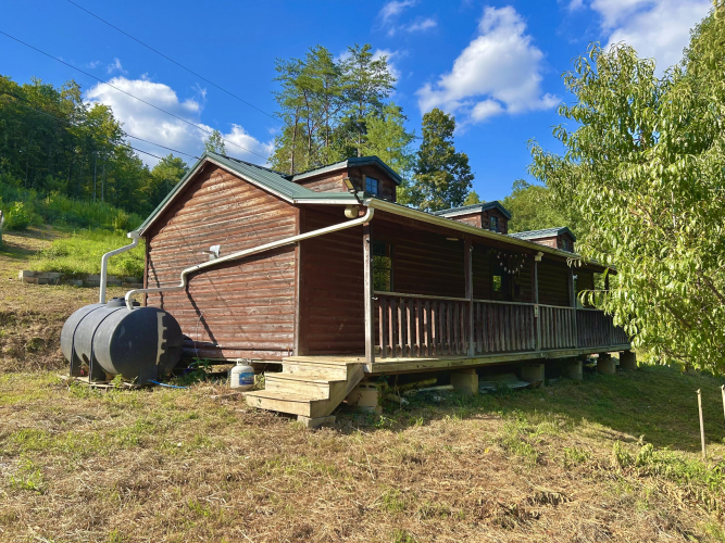 Listing Image 24