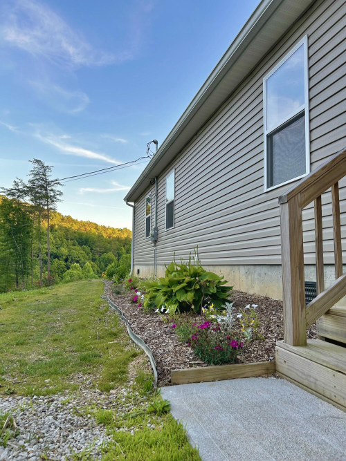 Listing Image 57