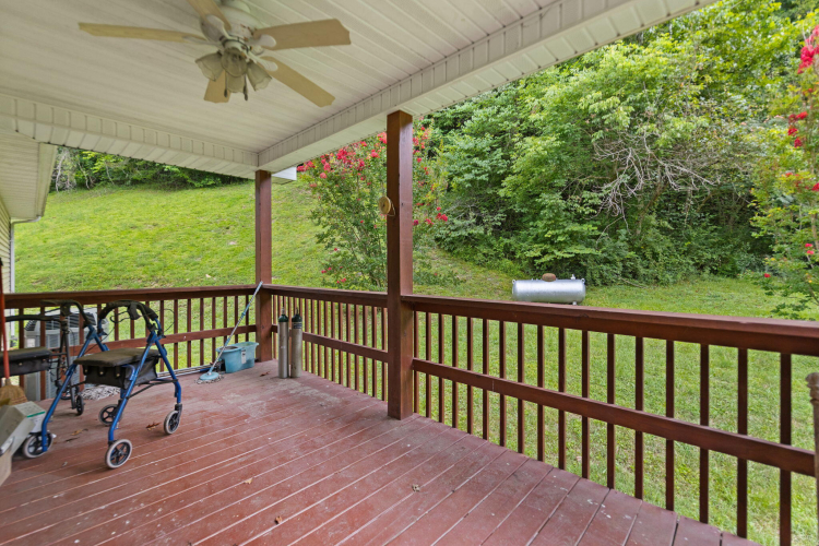 Listing Image 17
