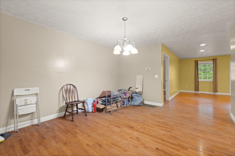 Listing Image 29