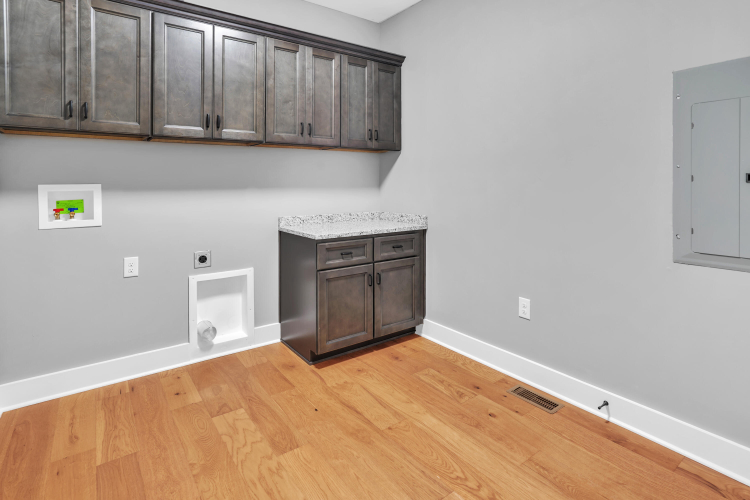 Listing Image 31