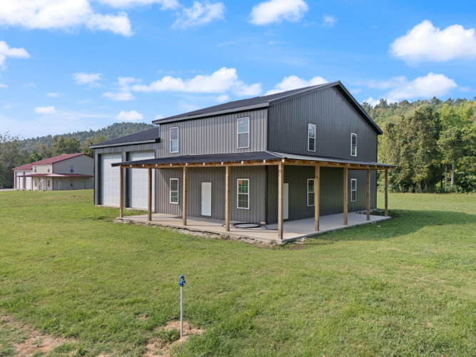 Listing Image 3