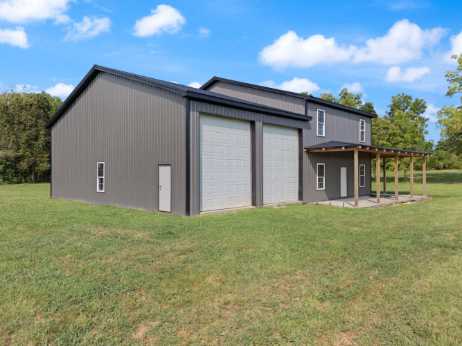 Listing Image 4