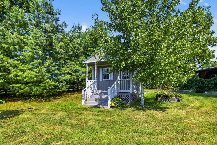 Listing Image 46