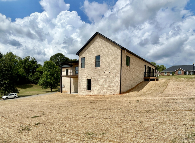 Listing Image 7