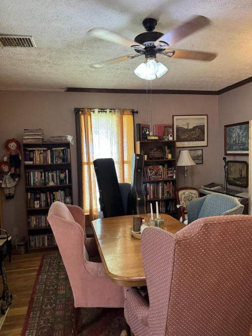 Listing Image 38