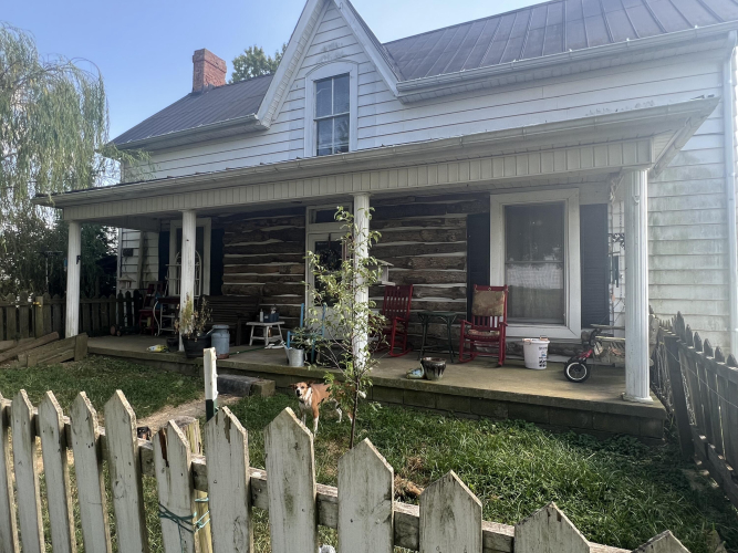Listing Image 6