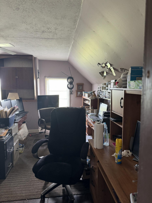 Listing Image 59