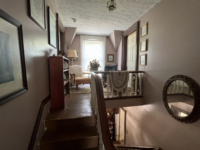 Listing Image 60