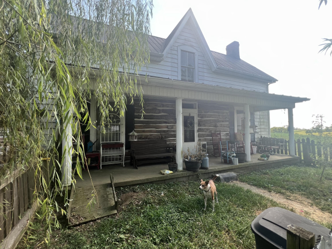 Listing Image 7
