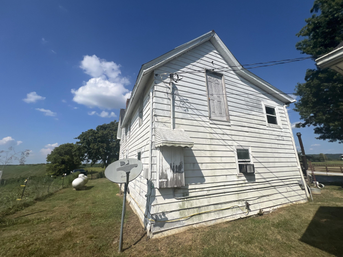 Listing Image 9
