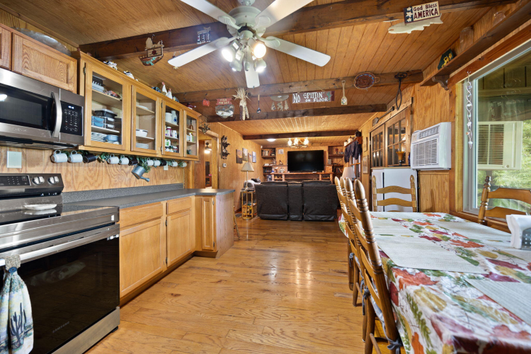 Listing Image 20