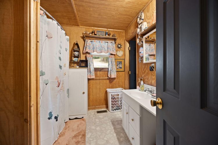Listing Image 27