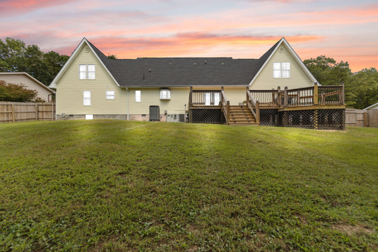 Listing Image 63