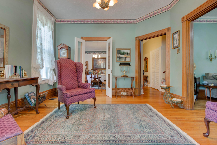 Listing Image 13