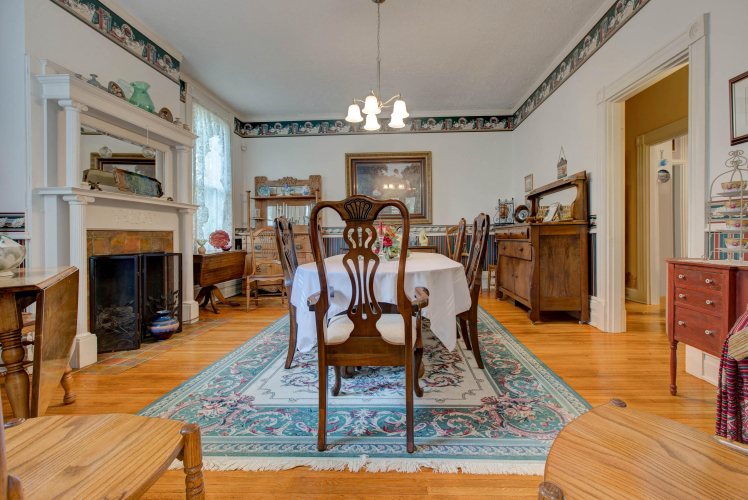 Listing Image 17
