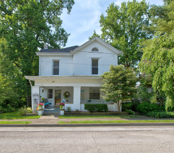 Listing Image 4
