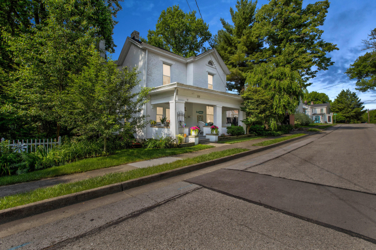 Listing Image 5