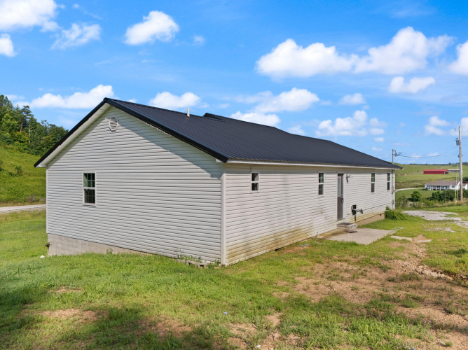 Listing Image 42