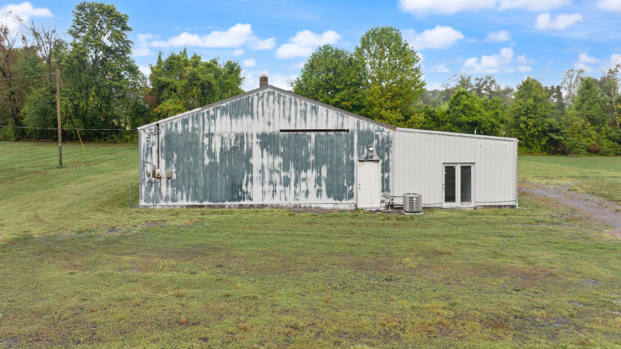 Listing Image 73