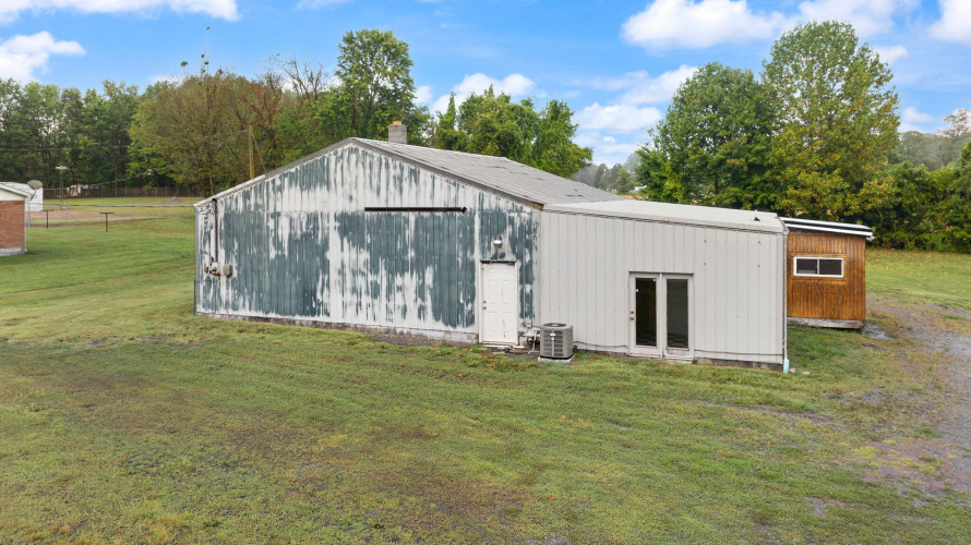 Listing Image 74