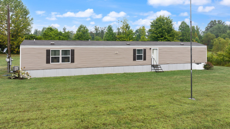 Listing Image 76