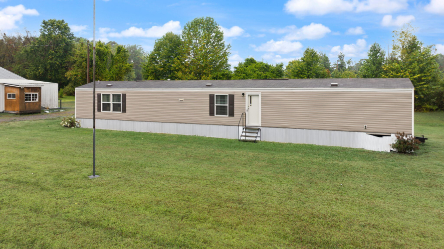Listing Image 79
