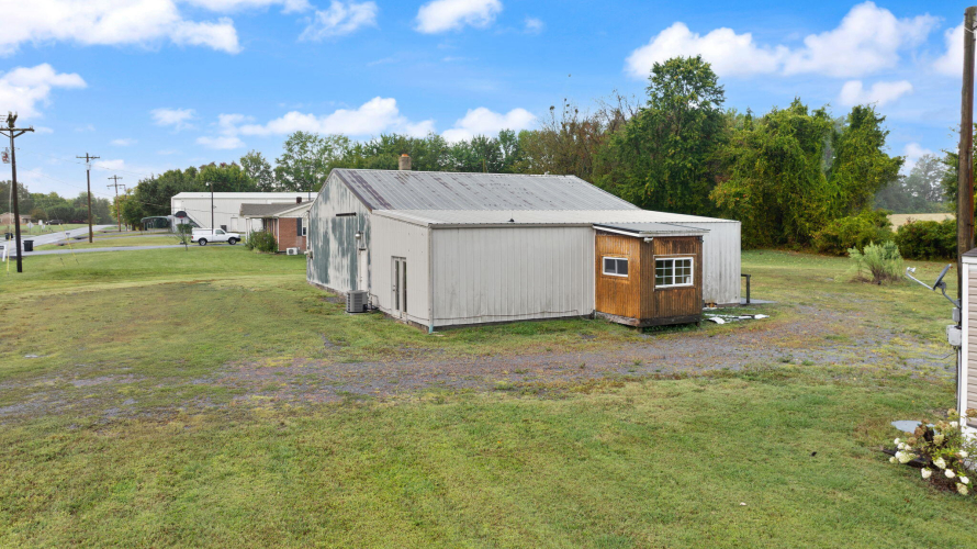 Listing Image 80