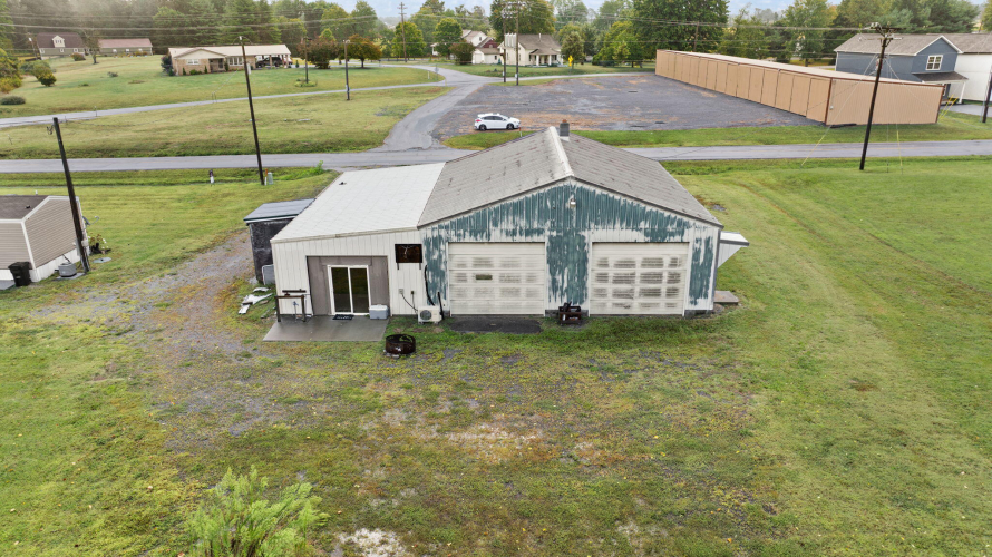Listing Image 90