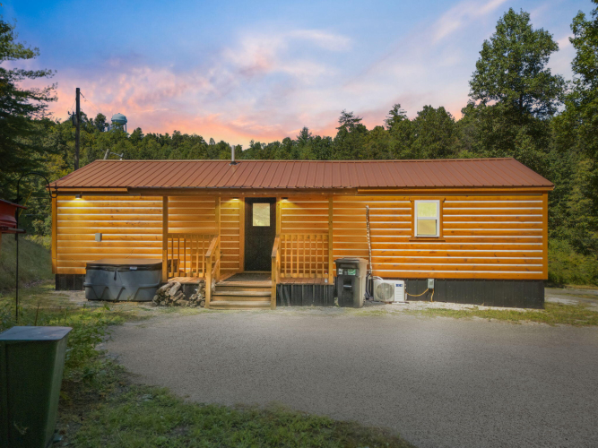 Listing Image 10
