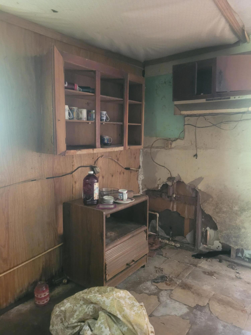 Listing Image 8