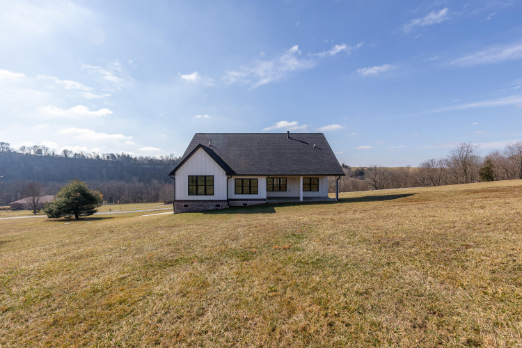 Listing Image 52