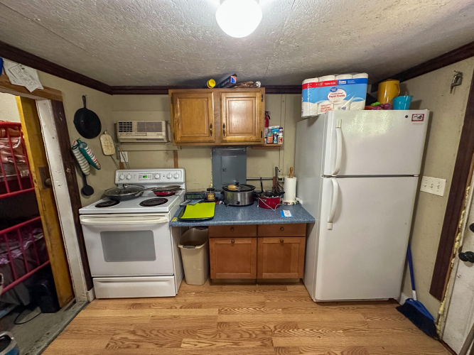 Listing Image 18