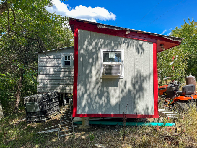Listing Image 5