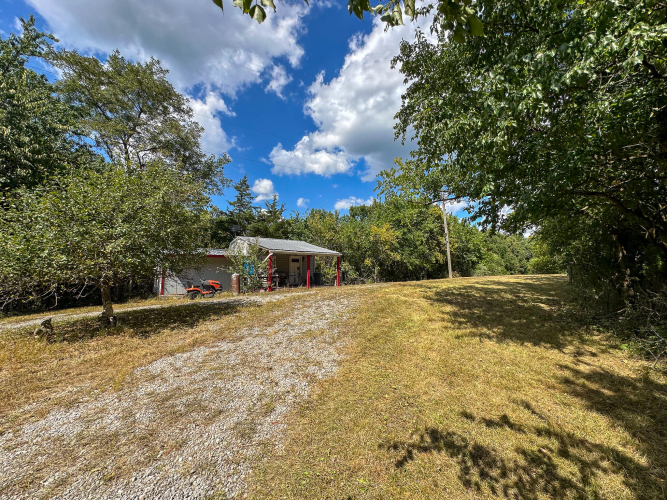 Listing Image 6