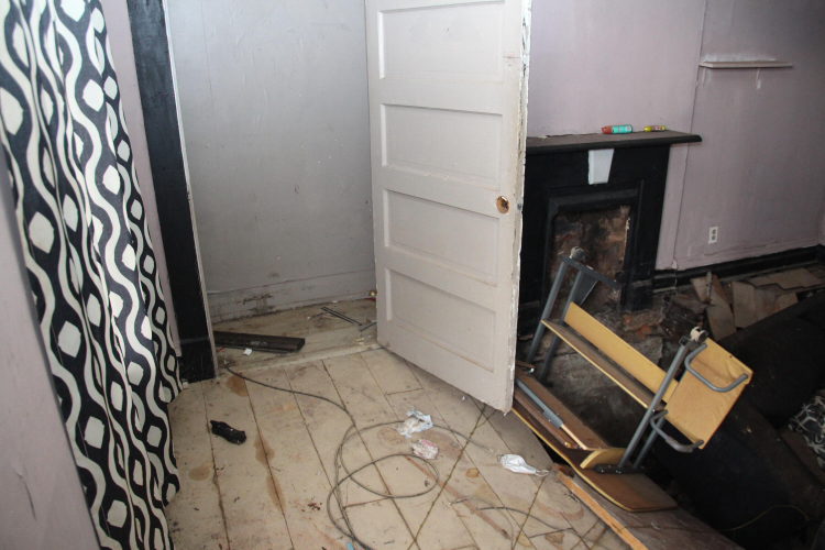 Listing Image 7