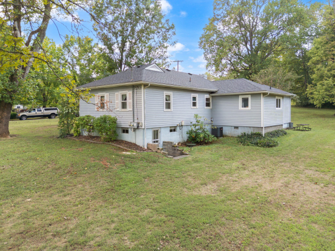 Listing Image 54