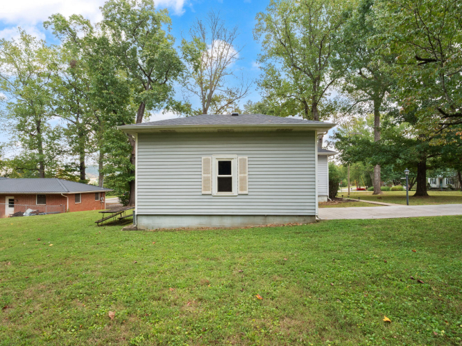 Listing Image 56