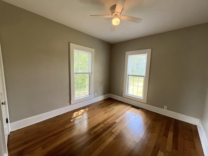 Listing Image 30