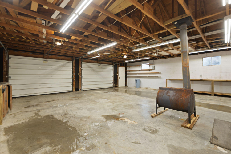 Listing Image 74