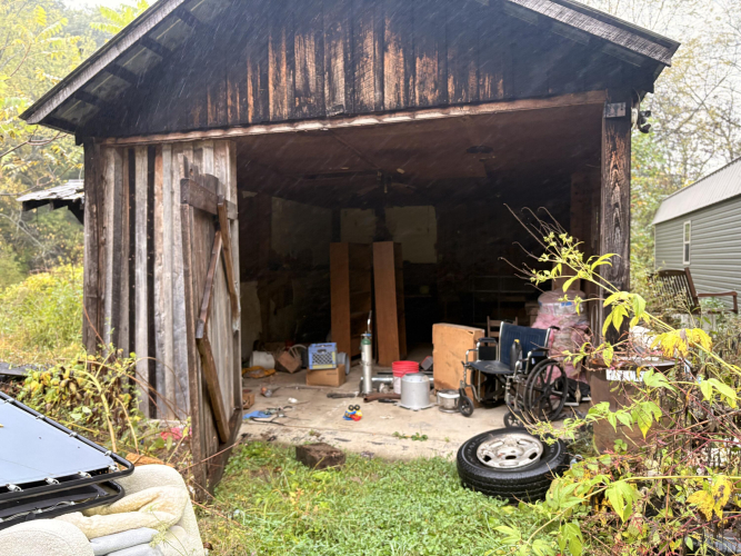 Listing Image 16