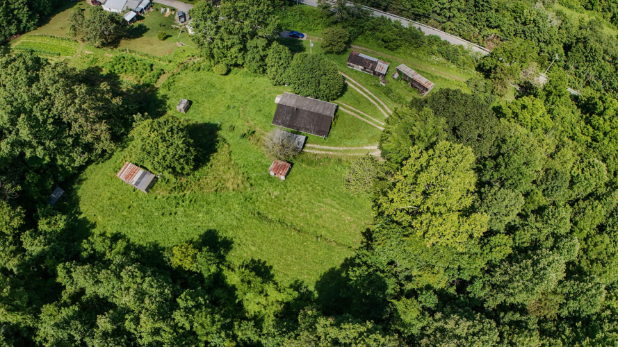 Listing Image 8
