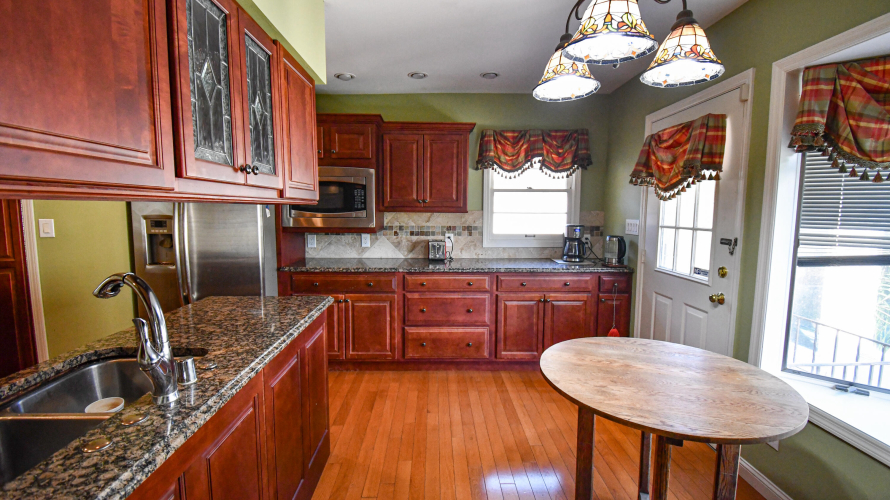 Listing Image 15