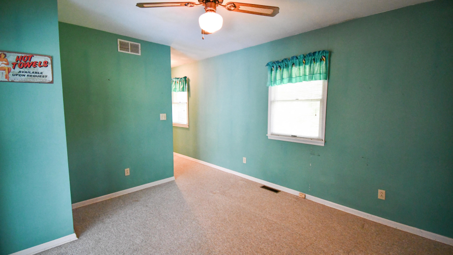 Listing Image 38